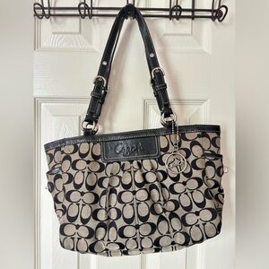 Vintage Coach Signature Jacquard Grey/Black Shoulder Tote Bag